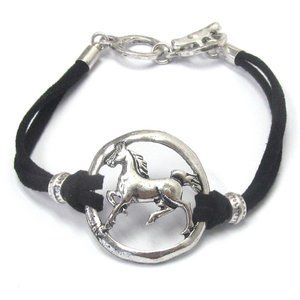 DaVinci Story Trotting Arabian Horse Circle Black Band Ring and Toggle Bracelet